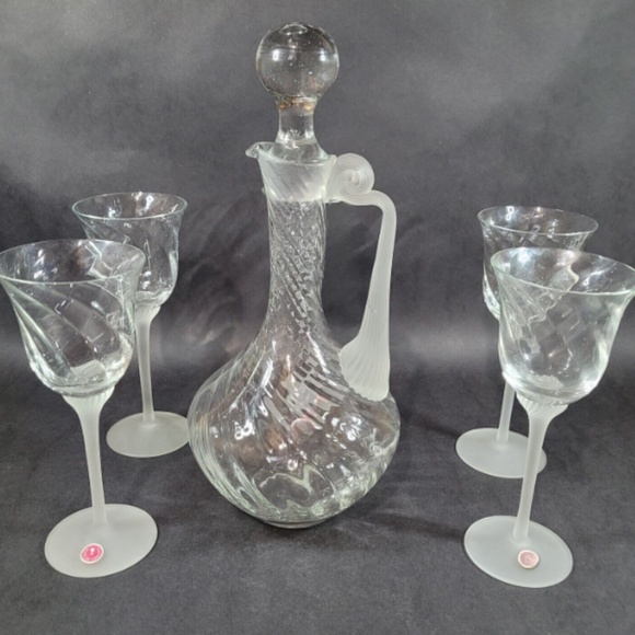 Vintage 1960s Romanian Optic Swirl Decanter & Wine Glass Set Frosted Barware - Picture 1 of 12